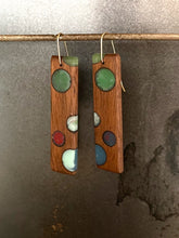 Load image into Gallery viewer, BUBBLES TAB SELECT - Cherry Wood Earrings with Multicolor Resin 2
