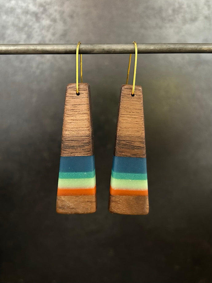 PACIFIC TAIL - Walnut Wood Earrings in Resin Quad Banding