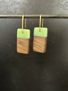 TAB - Walnut Wood Earrings with Jade Resin