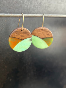 SMALL CROSSING  ROUNDER - Walnut Wood Earrings with a Mint and Orange Crossing Resin