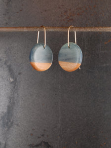 SMALL ROUNDER - Cherry Wood Earrings with Gray and Navy Resin Blend