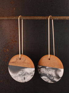 LONG ROUNDER - Cherry Wood Earring with Smoke Resin
