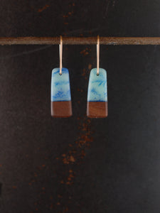 MINI TAIL - Walnut Wood Earring in a Sky and Cerulean Resin Blend