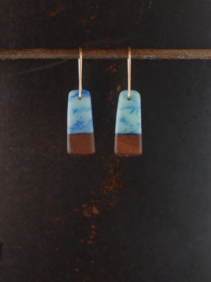 MINI TAIL - Walnut Wood Earring in a Sky and Cerulean Resin Blend