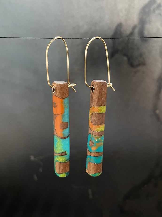 POST -  Walnut Wood Earrings with Multicolor Resin 2